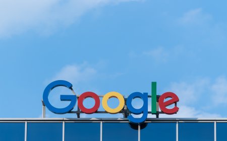 Google stock drops 8% as AI-powered chatbot Bard gives incorrect response during advertisement