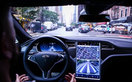 Tesla Hacker Uncovers Hidden 'Elon Mode': Revolutionary Hands-Free Full Self-Driving Revealed