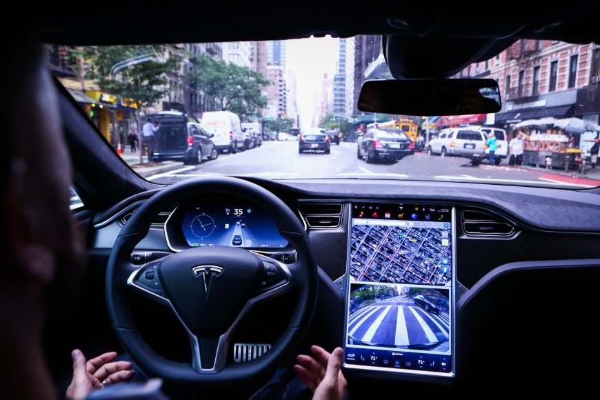 Tesla Hacker Uncovers Hidden 'Elon Mode': Revolutionary Hands-Free Full Self-Driving Revealed